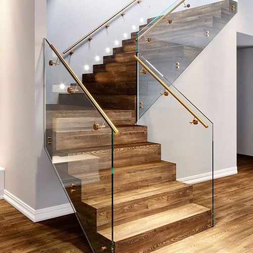 stair-glass-railings-reflection-glass