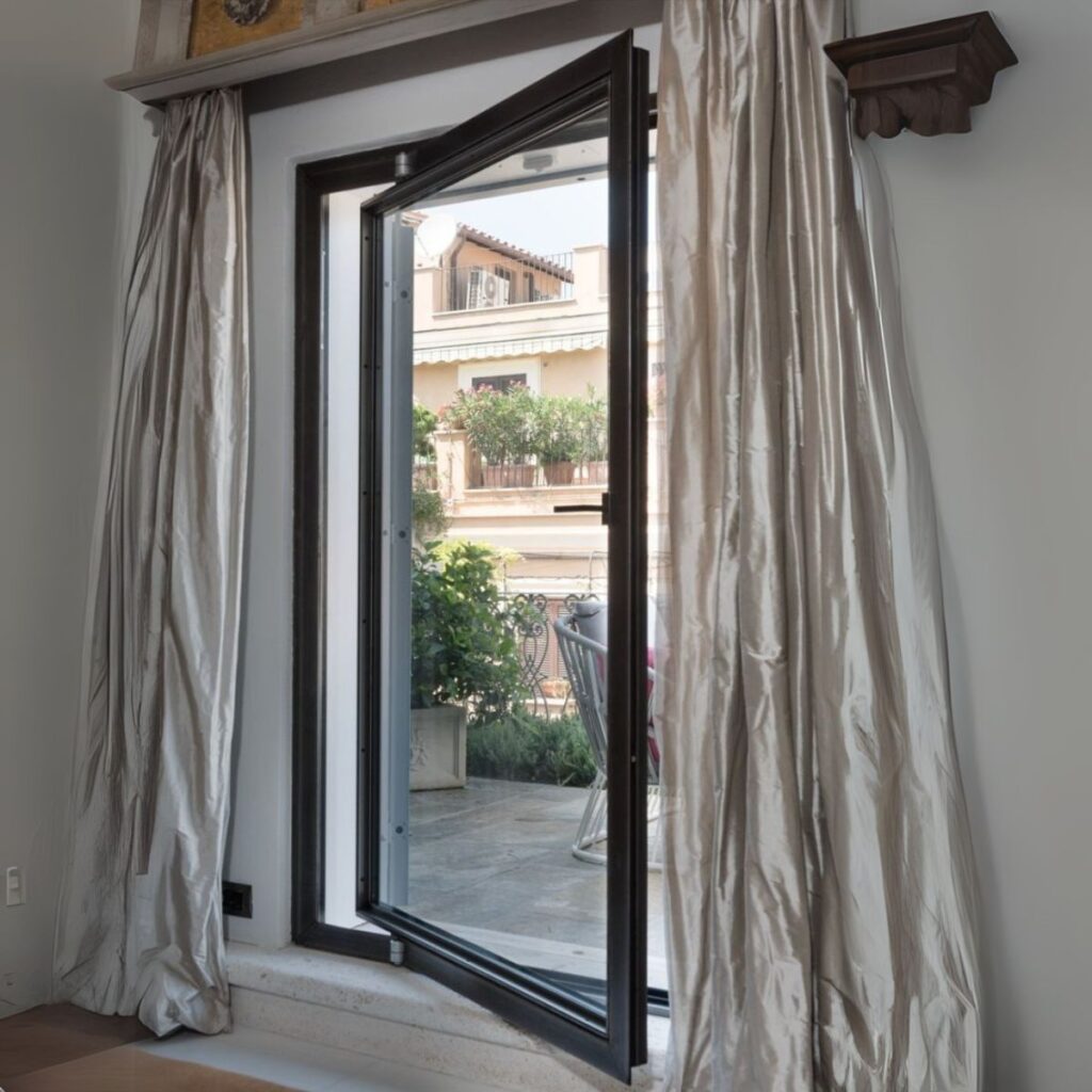 pivot-window